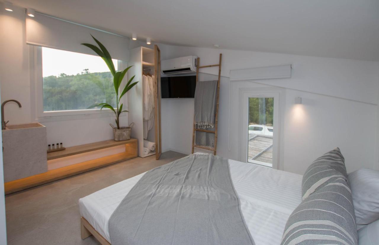 Aristotelia Gi - Premium Luxury Villas With Private Pools Олимпиада Экстерьер фото
